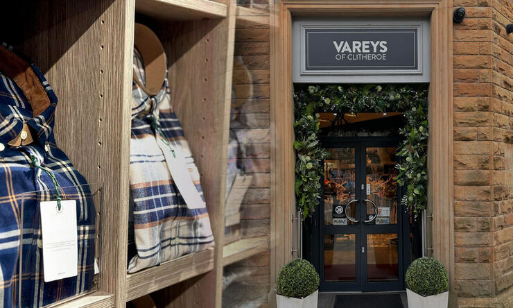 Visit our Stores for a Truly Personalised Experience!