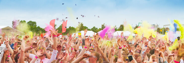 Outdoor Clothing: Look your Best at a Summer Fest!