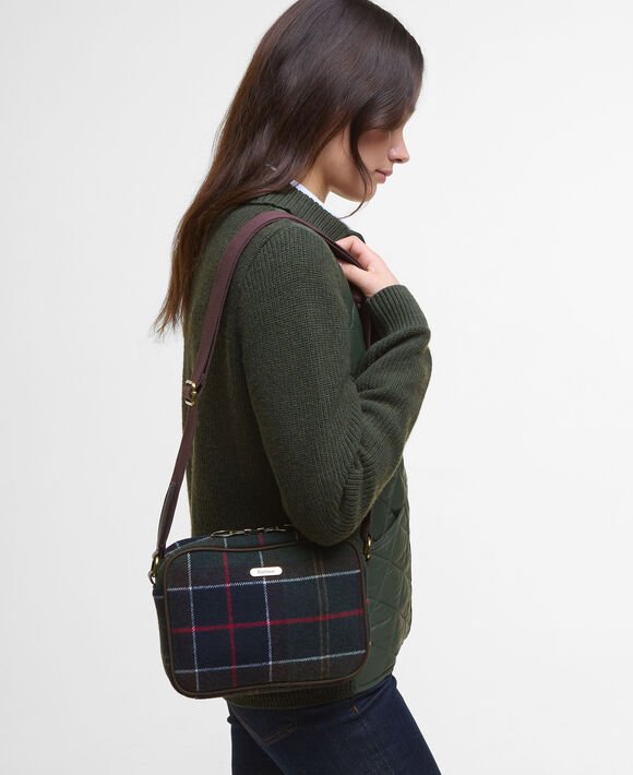 Barbour Culross Bag: Classic Tartan