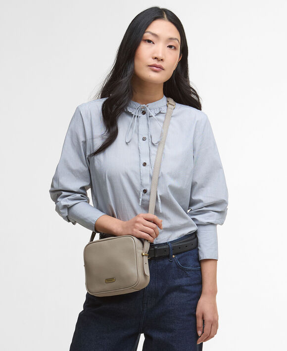 Barbour Daphne Leather Bag: Dune