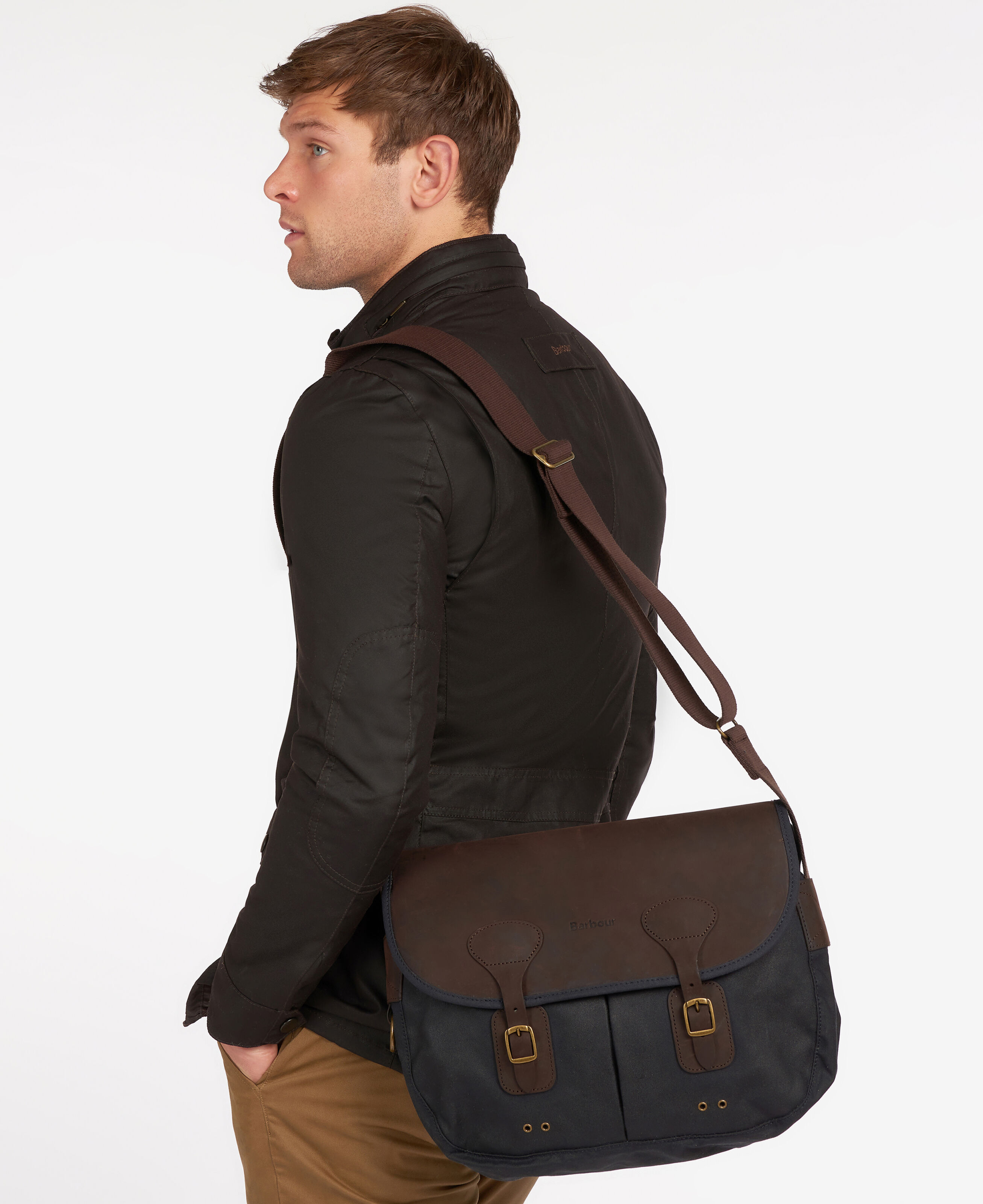 Barbour Wax Leather Tarras Bag: Navy