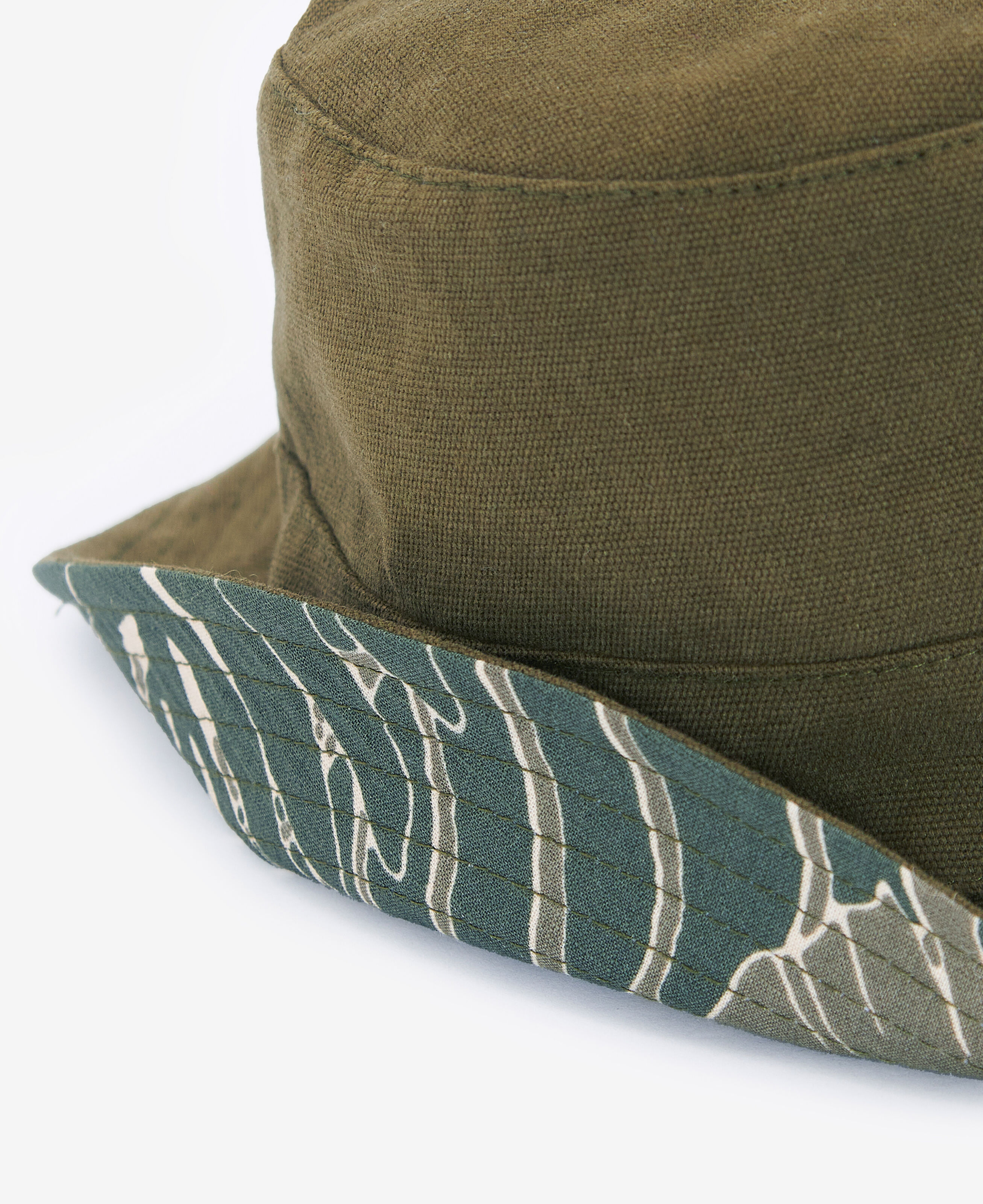Barbour Cornwall Reversible Bucket Hat: Olive 
