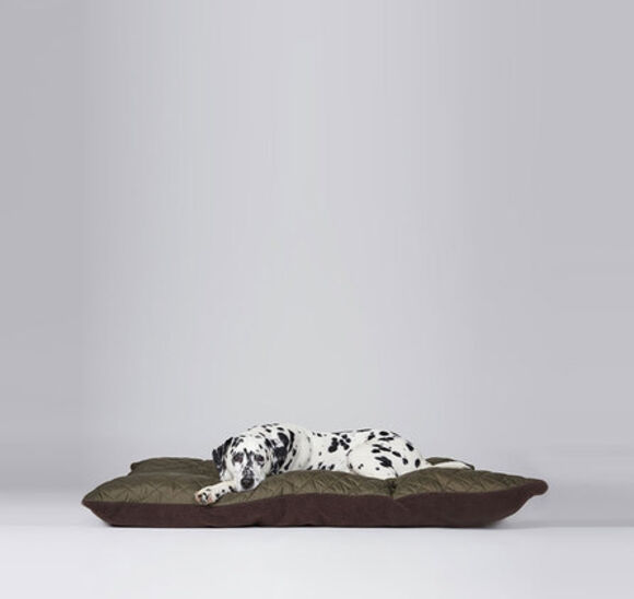 Barbour Quilted Dog Duvet: Olive