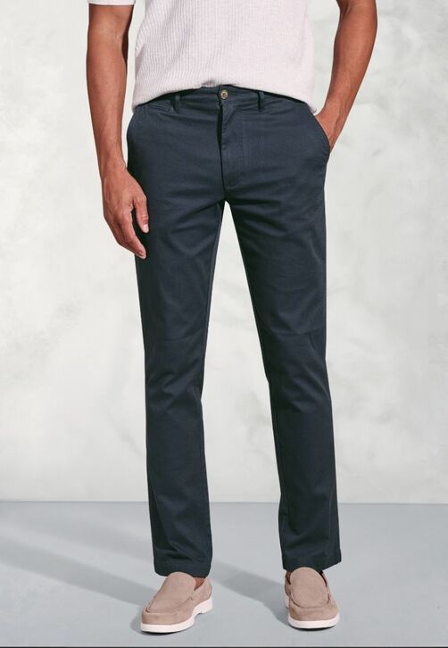 Brook Taverner Brosnan Textured Trouser: Navy